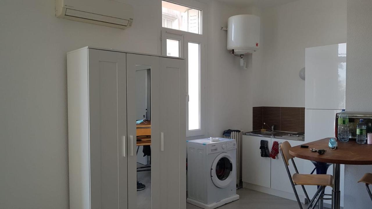 Studio With Sea View For 2 People Toulon Exterior foto