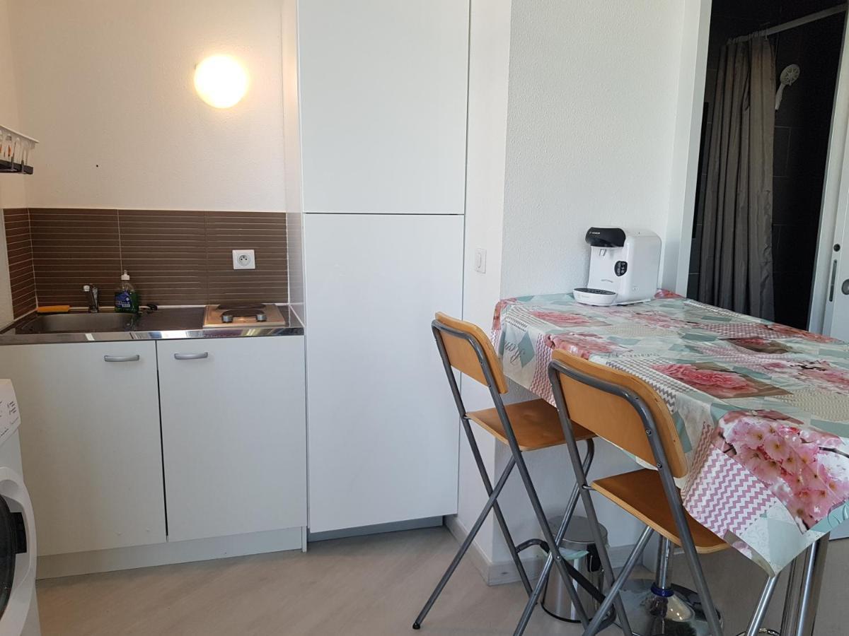 Studio With Sea View For 2 People Toulon Exterior foto