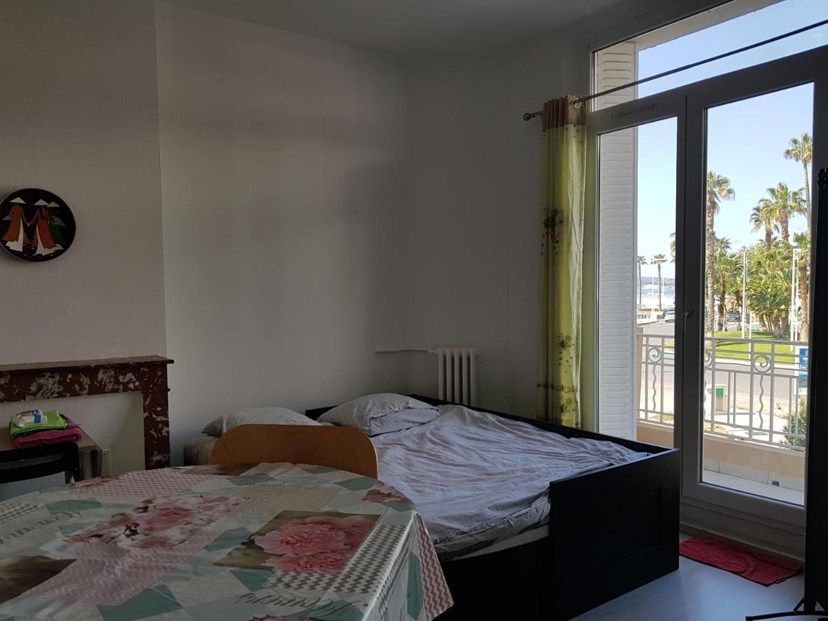 Studio With Sea View For 2 People Toulon Exterior foto